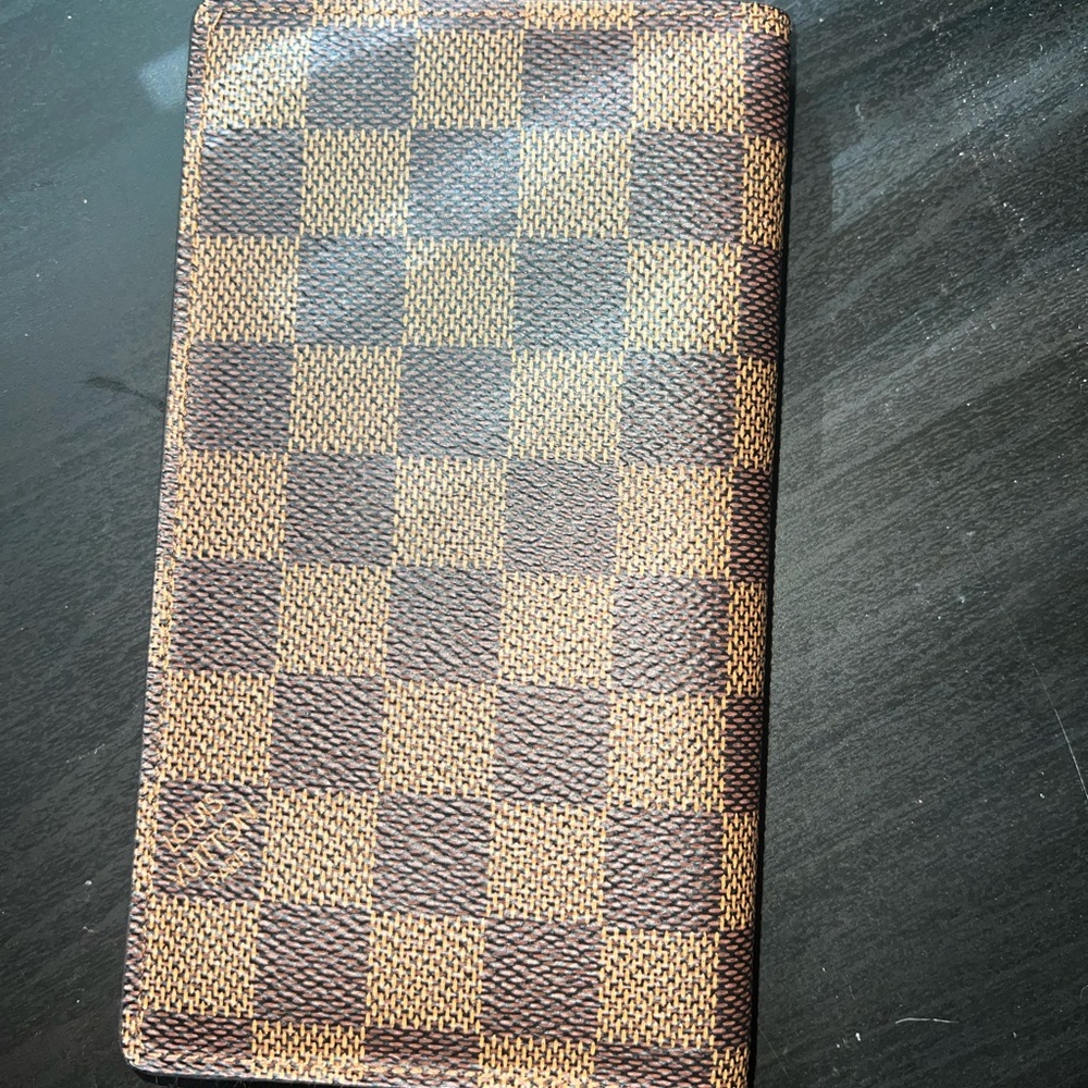 Lv damier check book AUTHENTIC